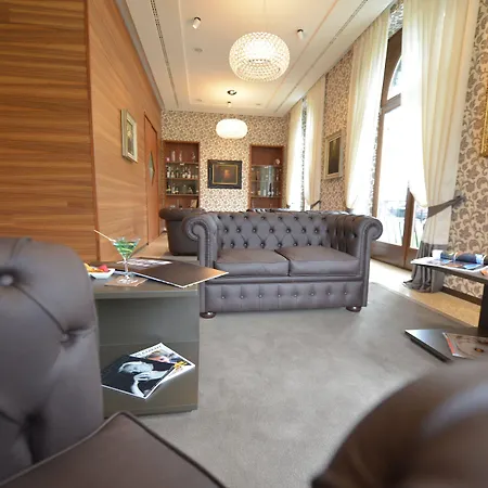 Hotel Lario Mandello