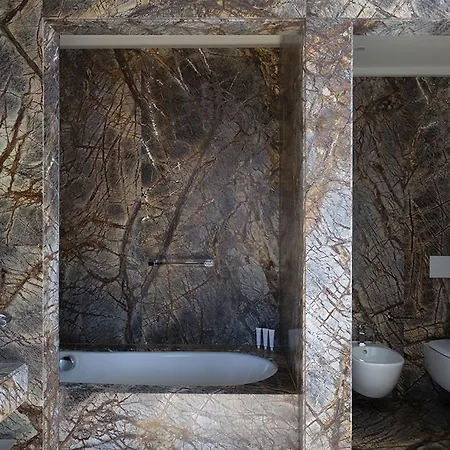 Hotel Lario Mandello 5*