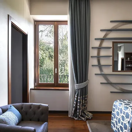 Lario Mandello 5*