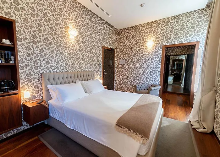 Отель Lario Mandello 5*