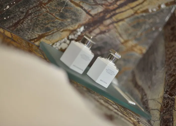 Lario Mandello Отель Манделло-дель-Ларио