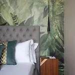 曼德洛别墅拉里奥度假村 5* 曼代洛-德尔拉里奥
