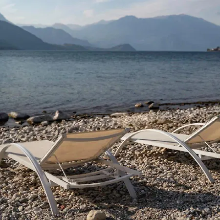 Lario Mandello Hotell