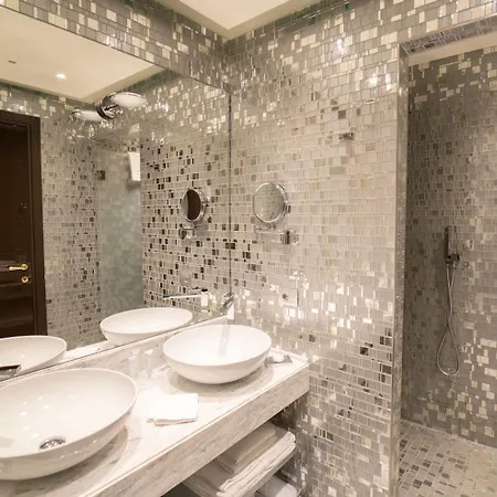 Hotel Lario Mandello 5*