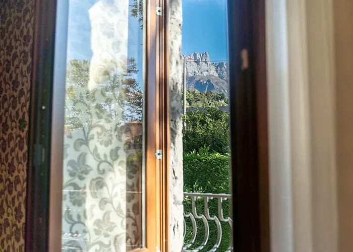 Otel Lario Mandello 5*