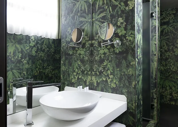 Hotel Lario Mandello 5*