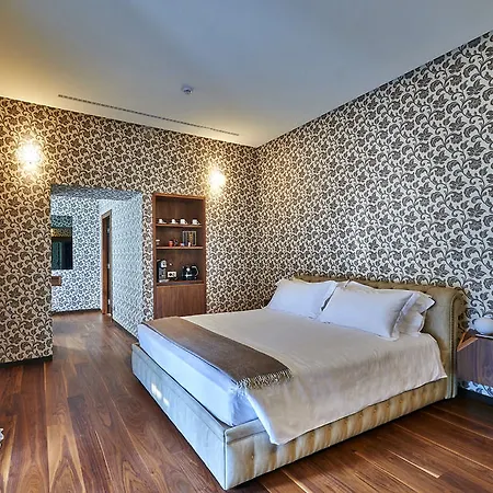 Lario Mandello 5* Mandello del Lario